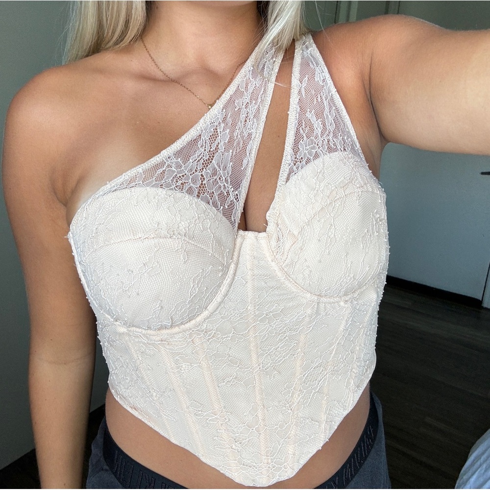 WINDSOR LACE CORSET